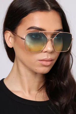 Green Aviator Tinted Lens Sunglasses - Kaelani